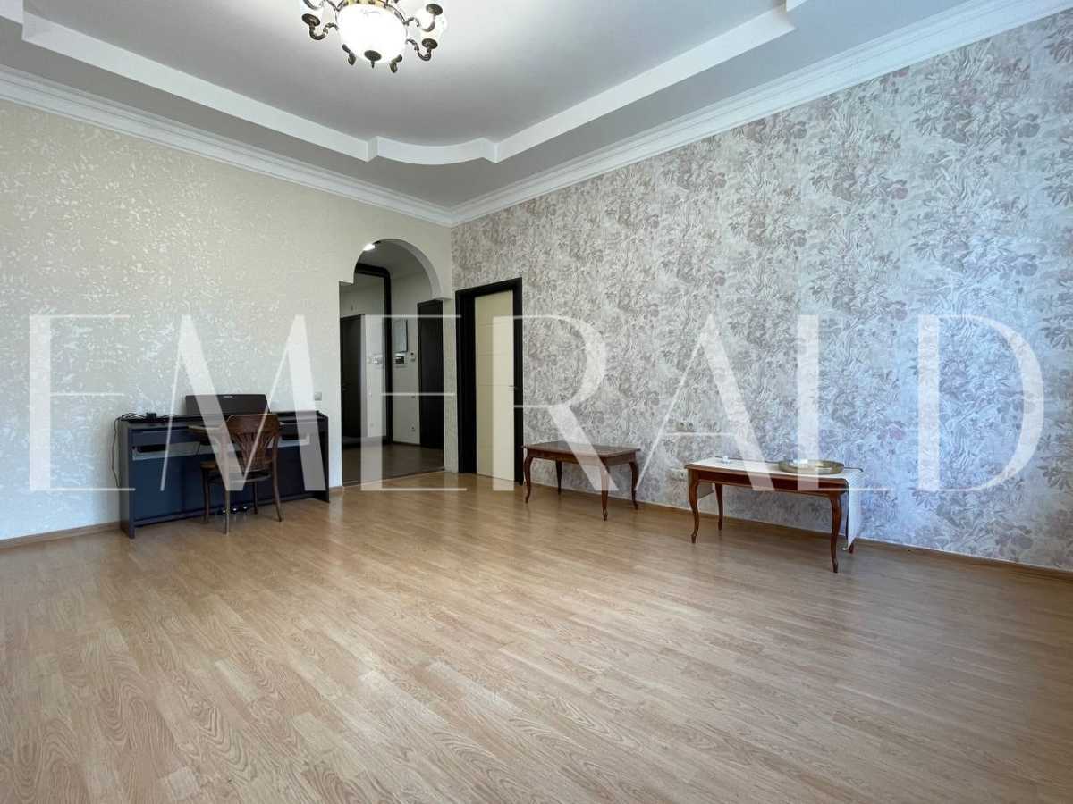 Продажа 3-комнатной квартиры 94 м², Митрофана Довнар-Запольского ул., 4