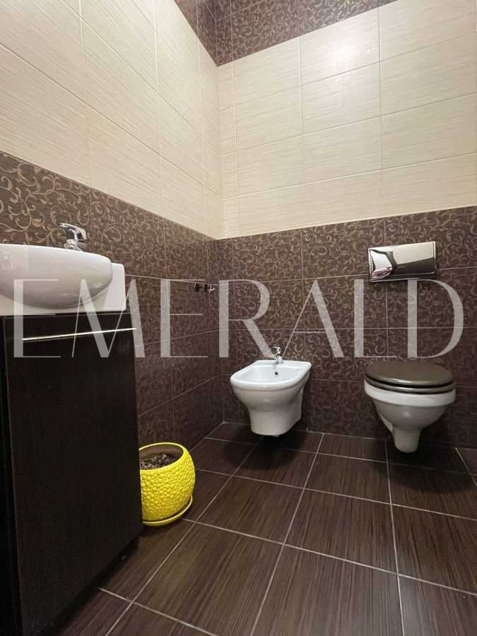 Продажа 3-комнатной квартиры 94 м², Митрофана Довнар-Запольского ул., 4