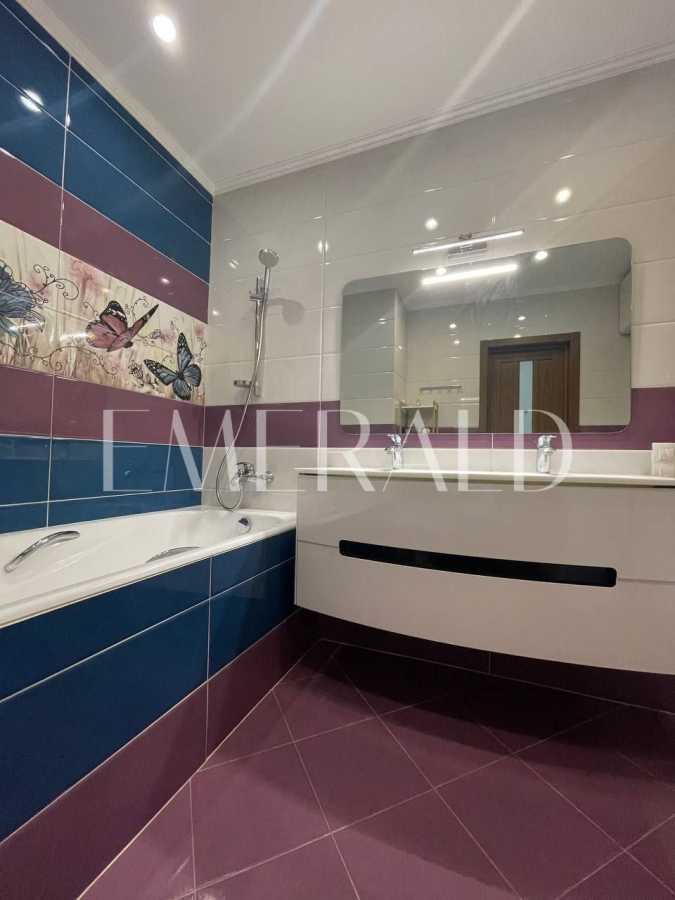 Продажа 3-комнатной квартиры 101.7 м², Вадима Гетьмана ул., 30Б