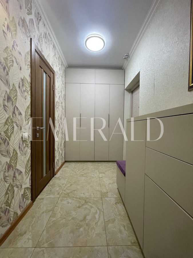 Продажа 3-комнатной квартиры 101.7 м², Вадима Гетьмана ул., 30Б