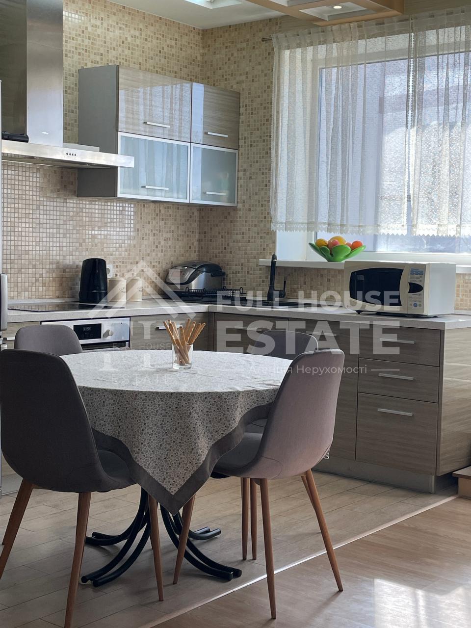 Продаж 3-кімнатної квартири 82 м², Януша Корчака вул., 25