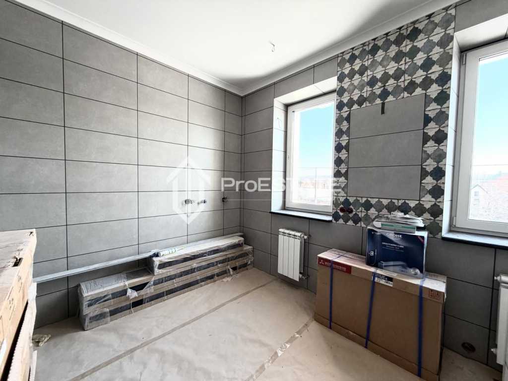 Продажа дома 298 м², Яблунева, 8