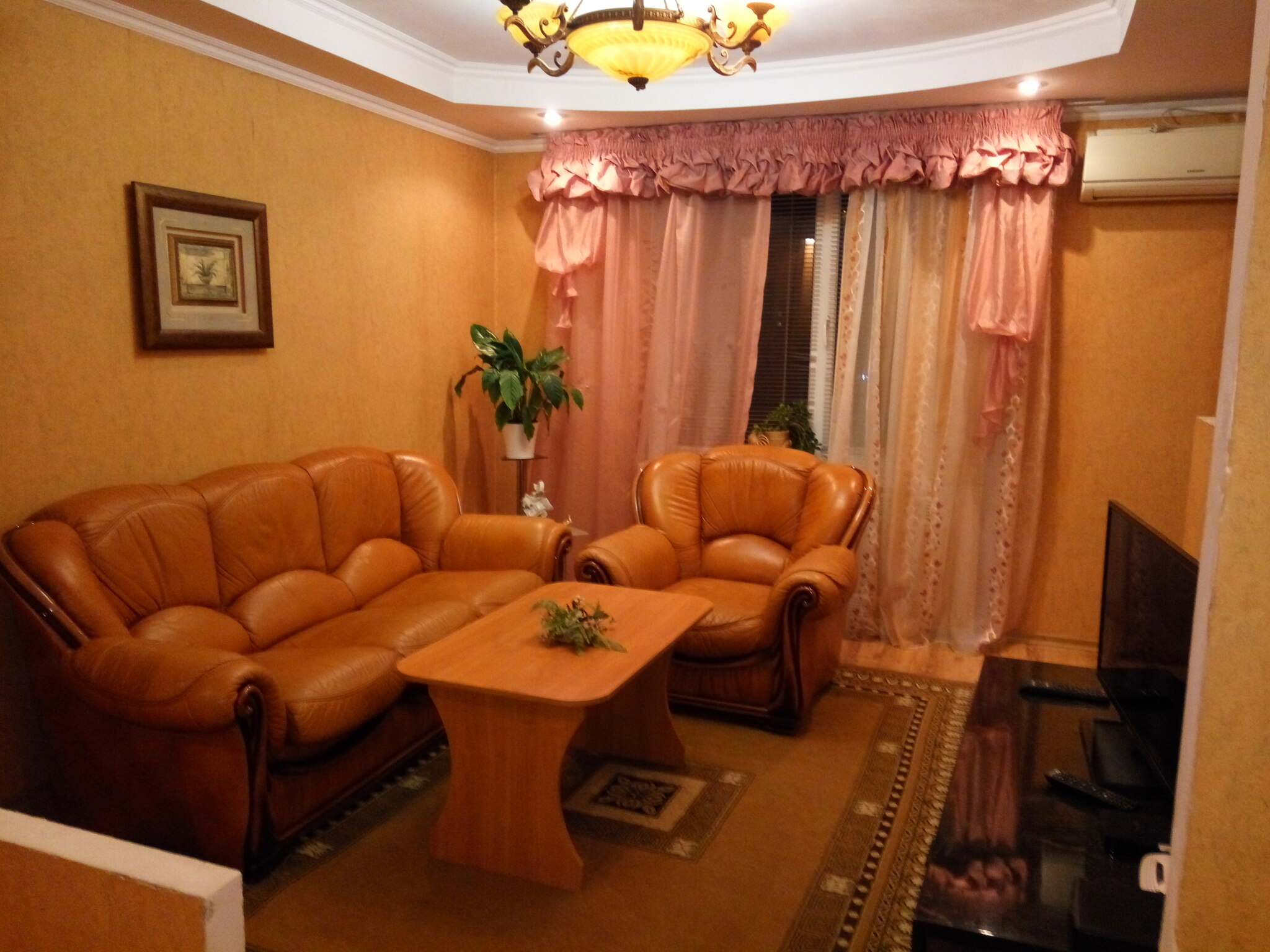 Аренда 2-комнатной квартиры 50 м², Чаривная ул., 161