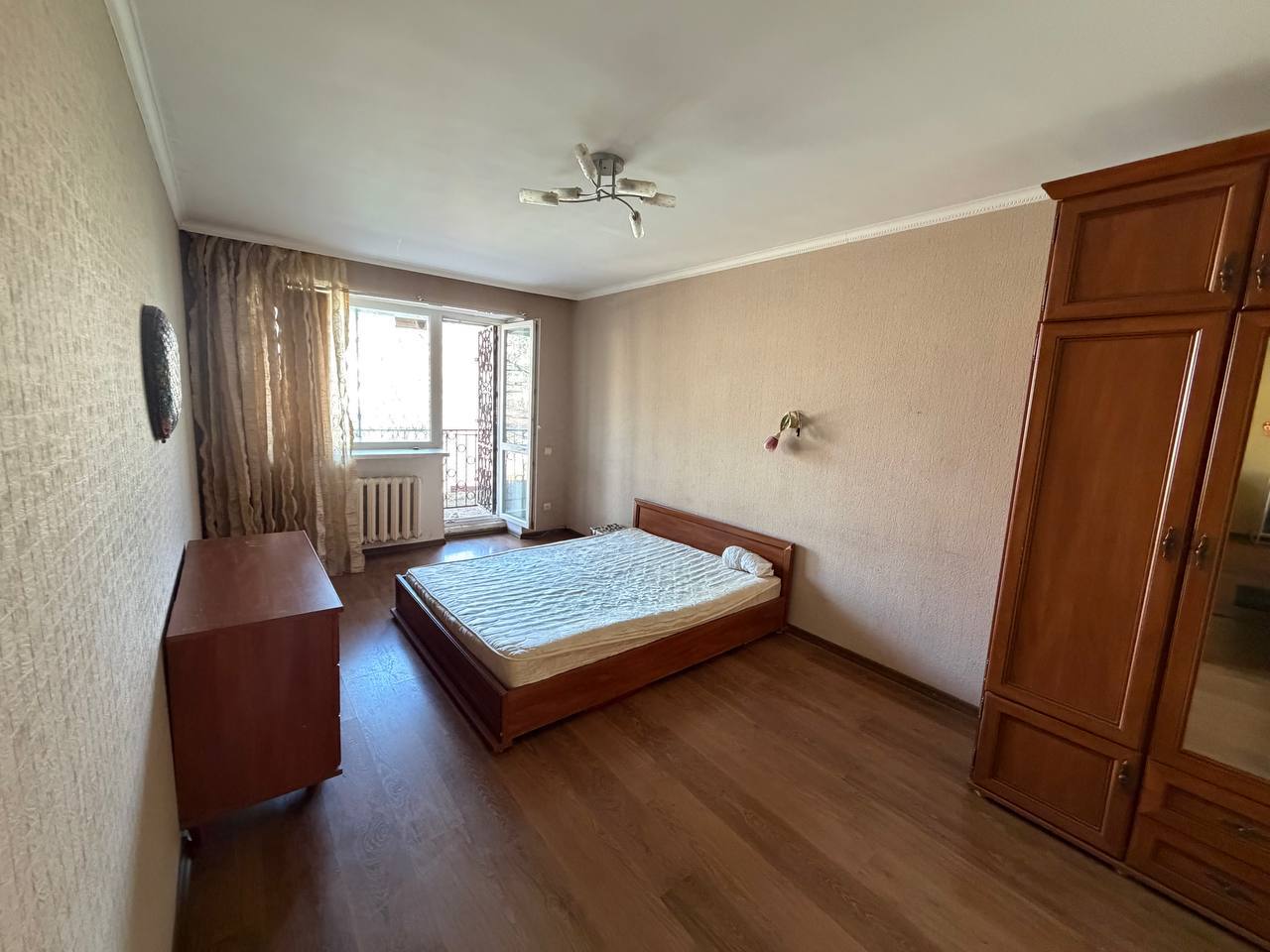 Продаж 2-кімнатної квартири 45 м², Івана и Юрія Ліп вул.