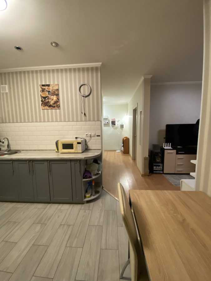 Продаж 1-кімнатної квартири 44 м², Лесі Українки вул., 74В