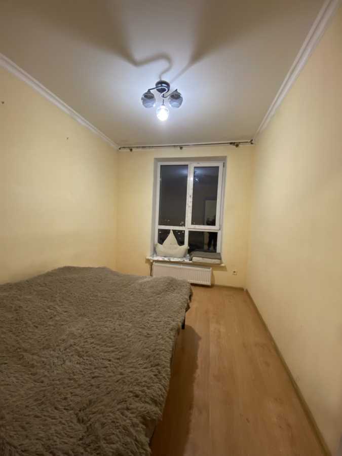 Продаж 1-кімнатної квартири 44 м², Лесі Українки вул., 74В