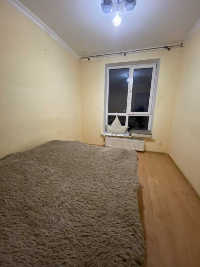 Продаж 1-кімнатної квартири 44 м², Лесі Українки вул., 74В