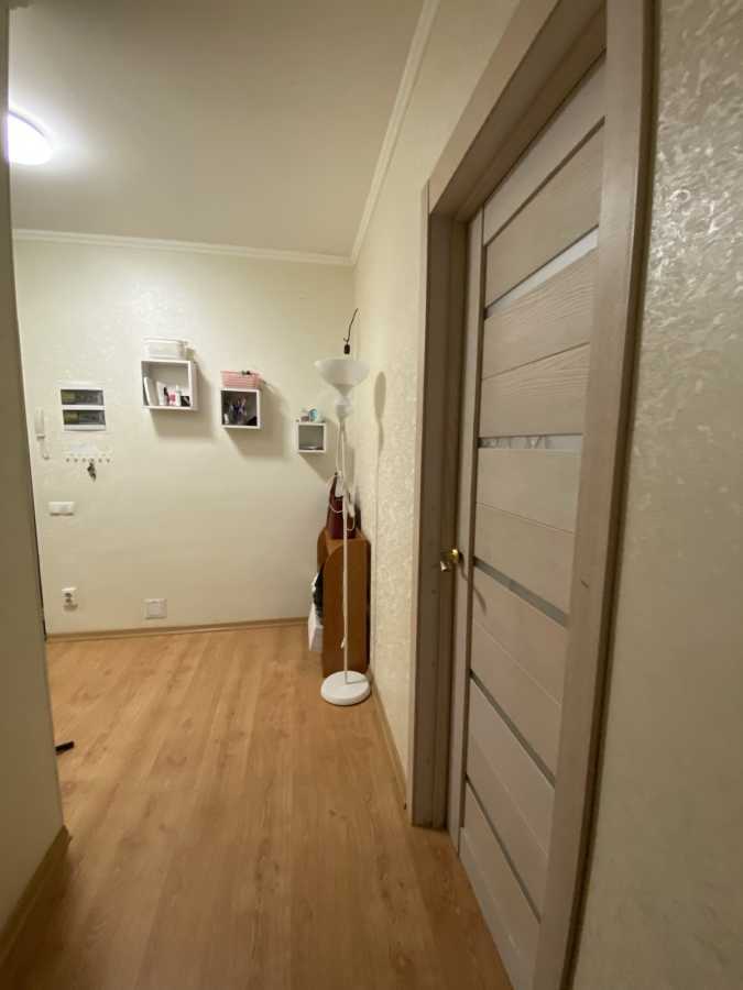 Продаж 1-кімнатної квартири 44 м², Лесі Українки вул., 74В