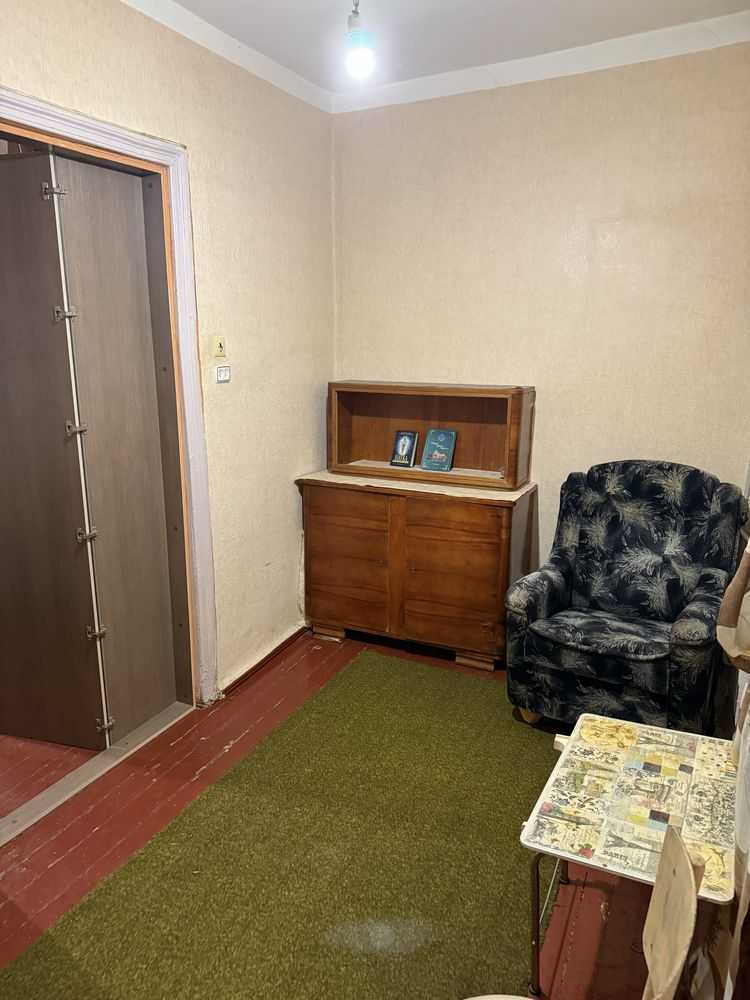 Продаж 2-кімнатної квартири 37 м², Заславского, 6