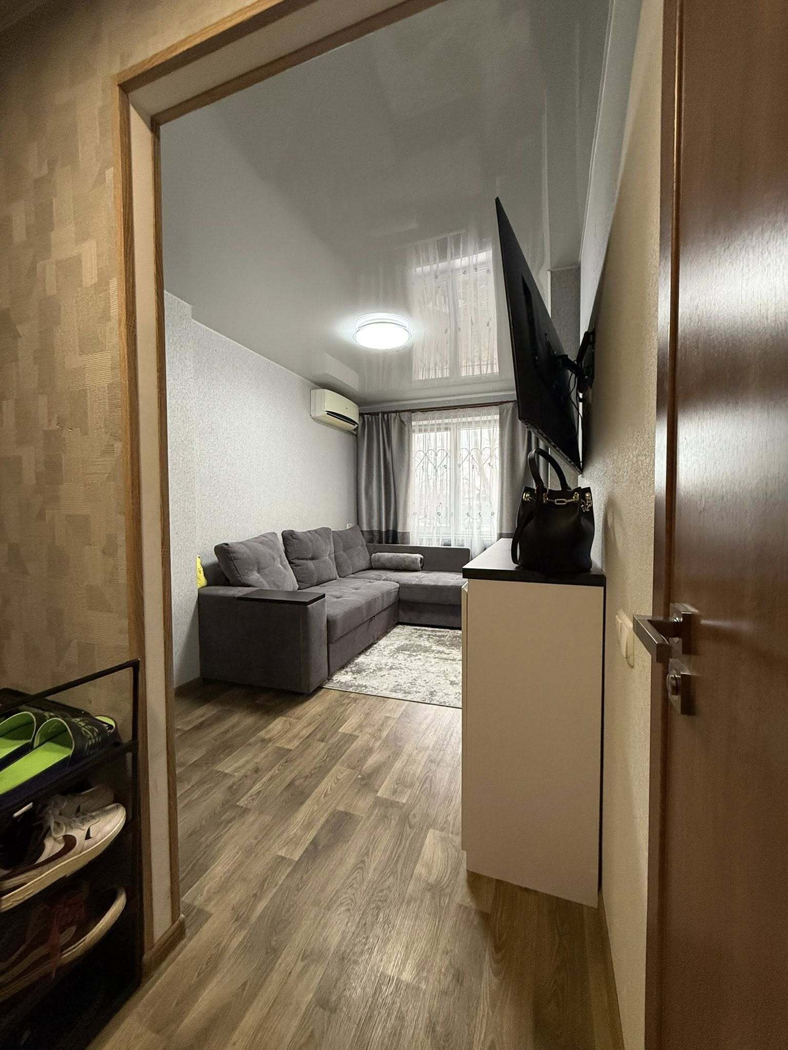 Продаж 2-кімнатної квартири 45 м², Терещенковська вул., 23