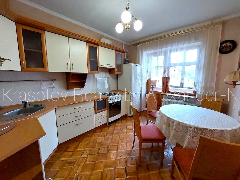 Аренда 3-комнатной квартиры 78 м², Садиковская ул., 31