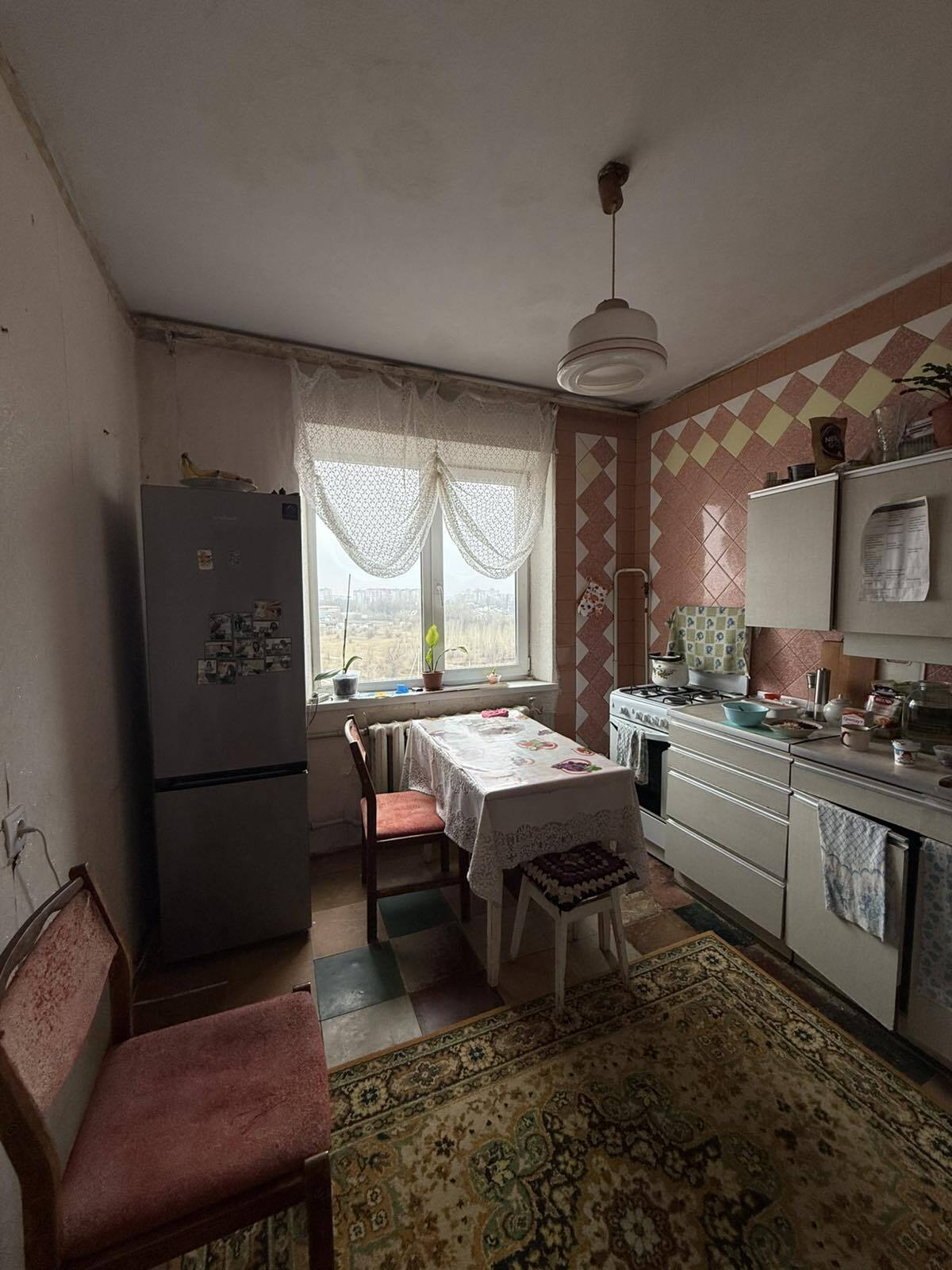 Продаж 3-кімнатної квартири 68 м², Космічна пл., вул.19