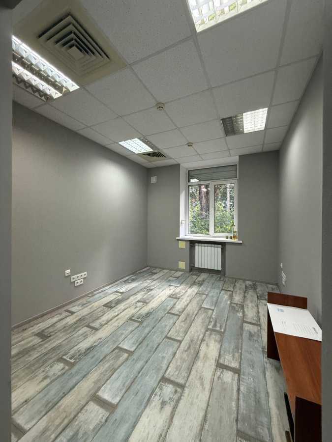 Оренда офісу 90 м², Освіти вул., 10/2
