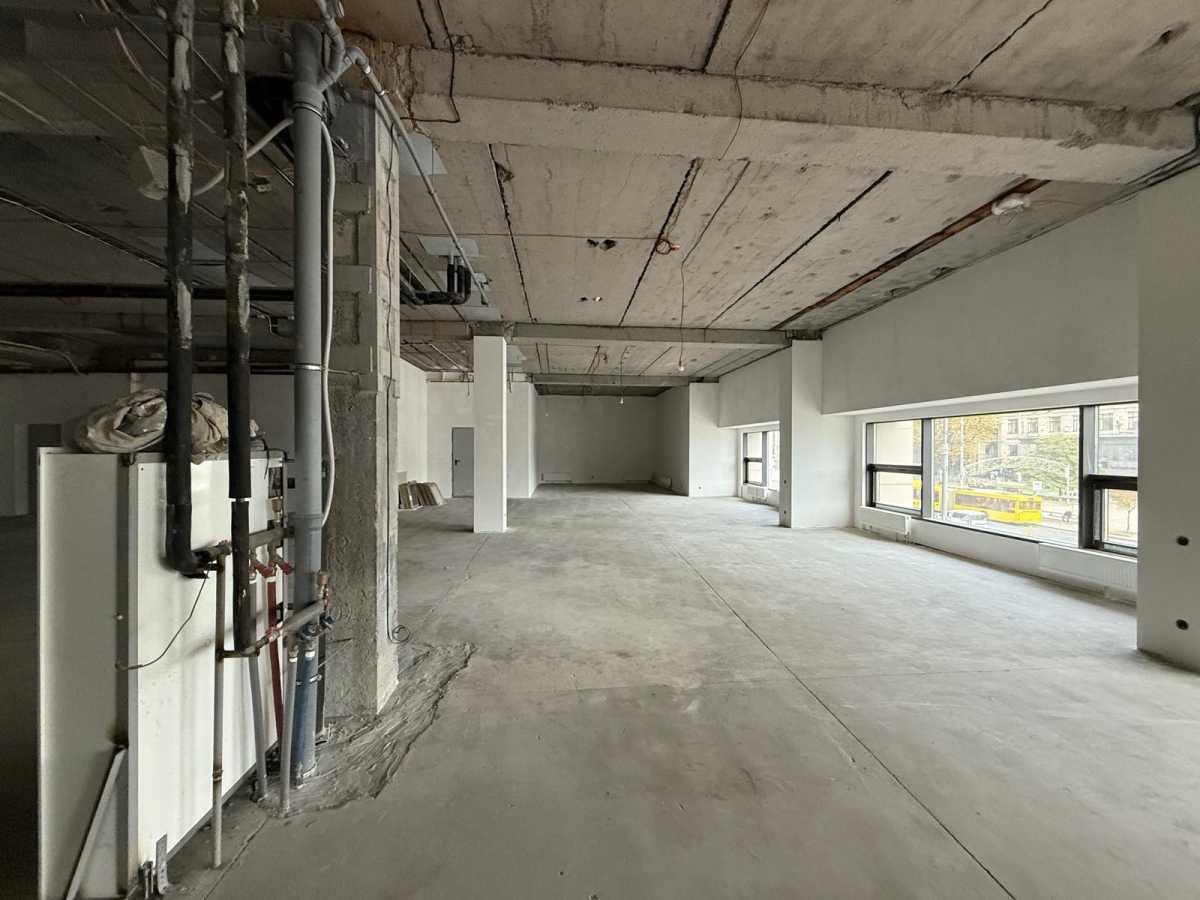 Аренда помещения свободного назначения 500 м², Крещатик ул., 18/2