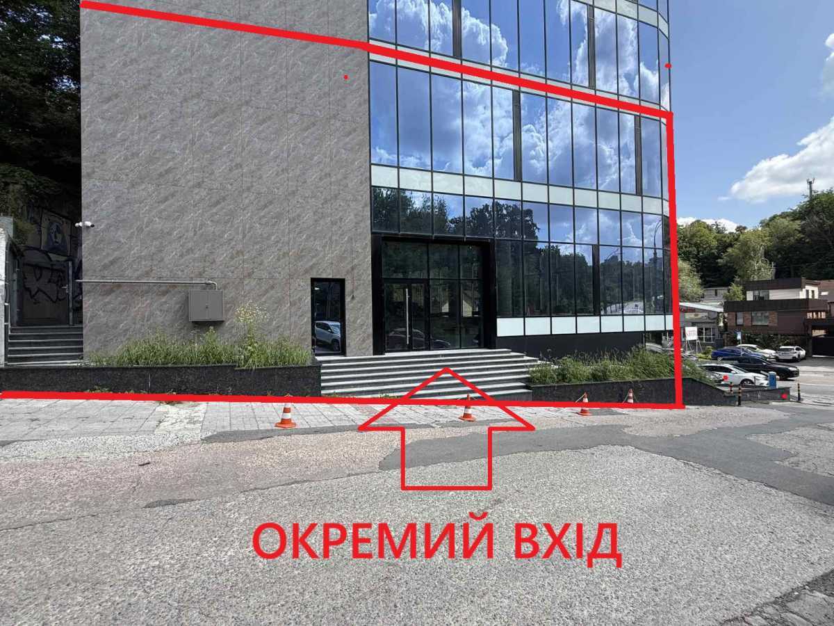 Аренда помещения свободного назначения 700 м², Ивана Федорова ул.