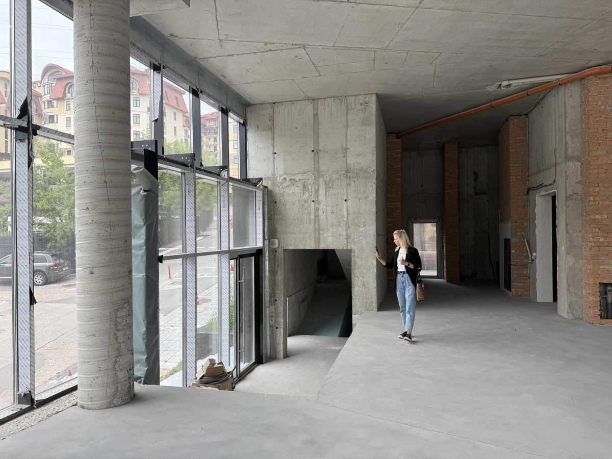 Аренда помещения свободного назначения 350 м², Ивана Федорова ул.