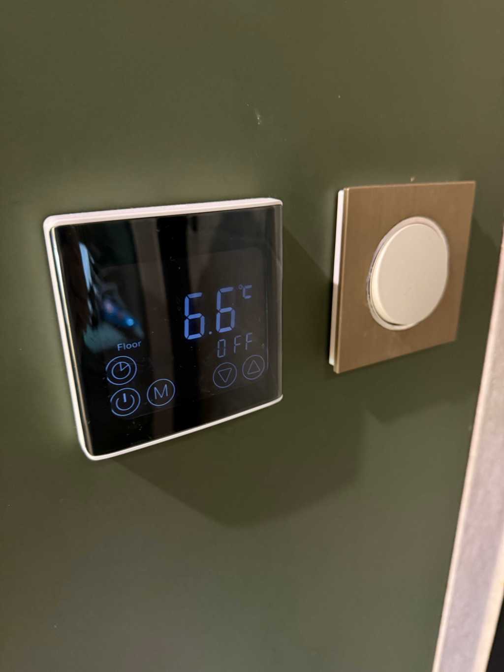 Продаж 2-кімнатної квартири 47 м², Мандриківська вул., 51