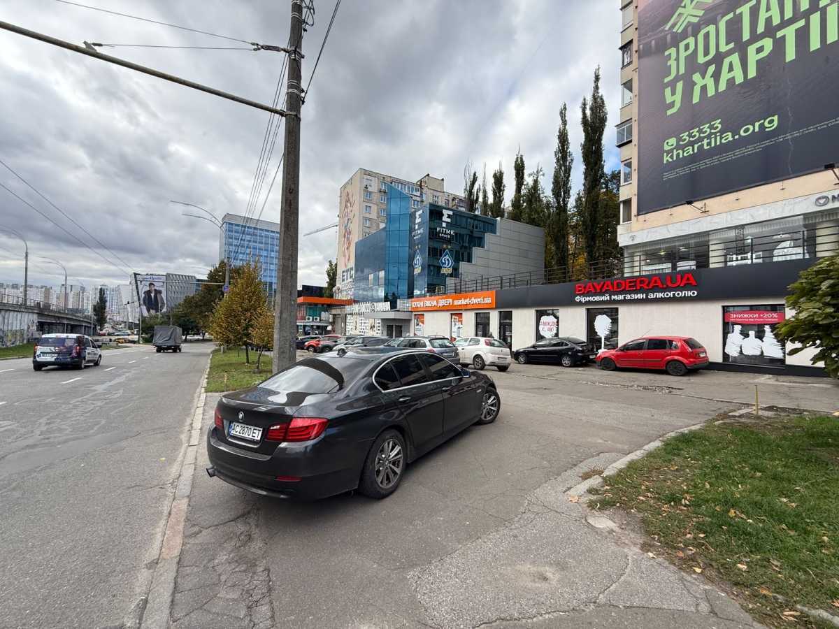 Аренда помещения свободного назначения 135 м², Дружбы Народов бул., 26/1