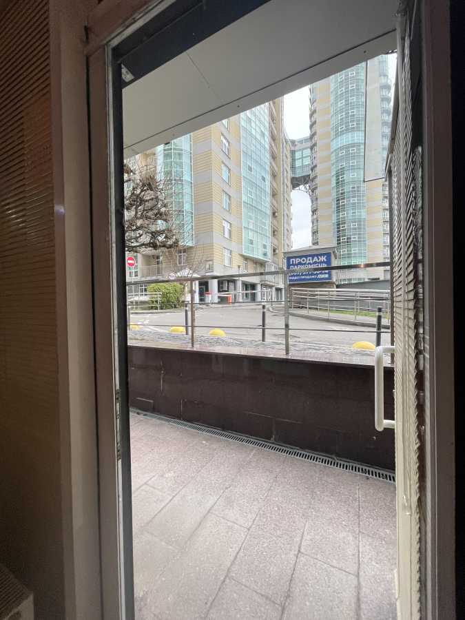 Аренда помещения свободного назначения 35 м², Зверинецкая ул., 47