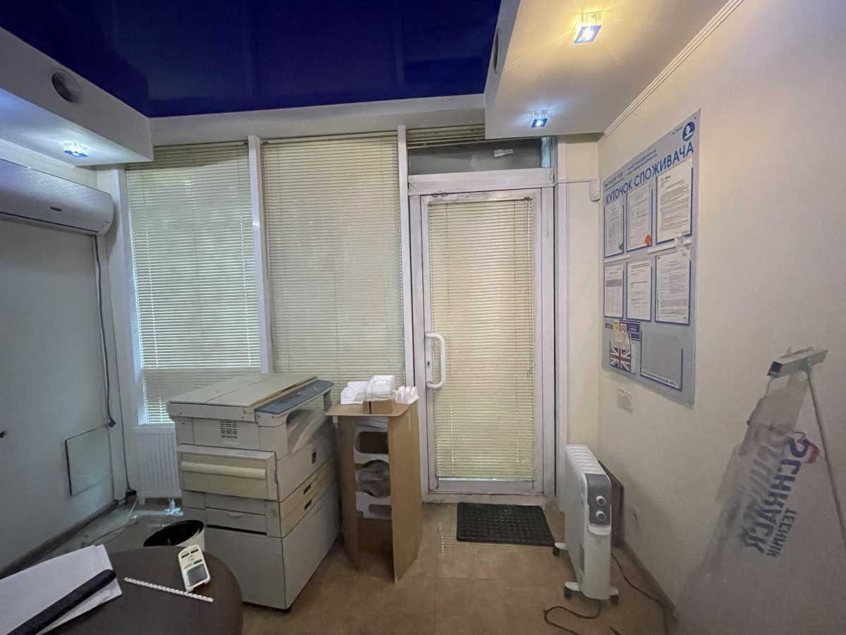 Аренда помещения свободного назначения 35 м², Зверинецкая ул., 47