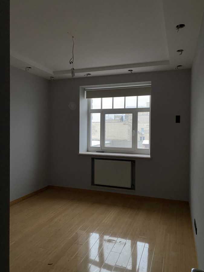 Продажа 4-комнатной квартиры 171.5 м², Ірининська, 5/24