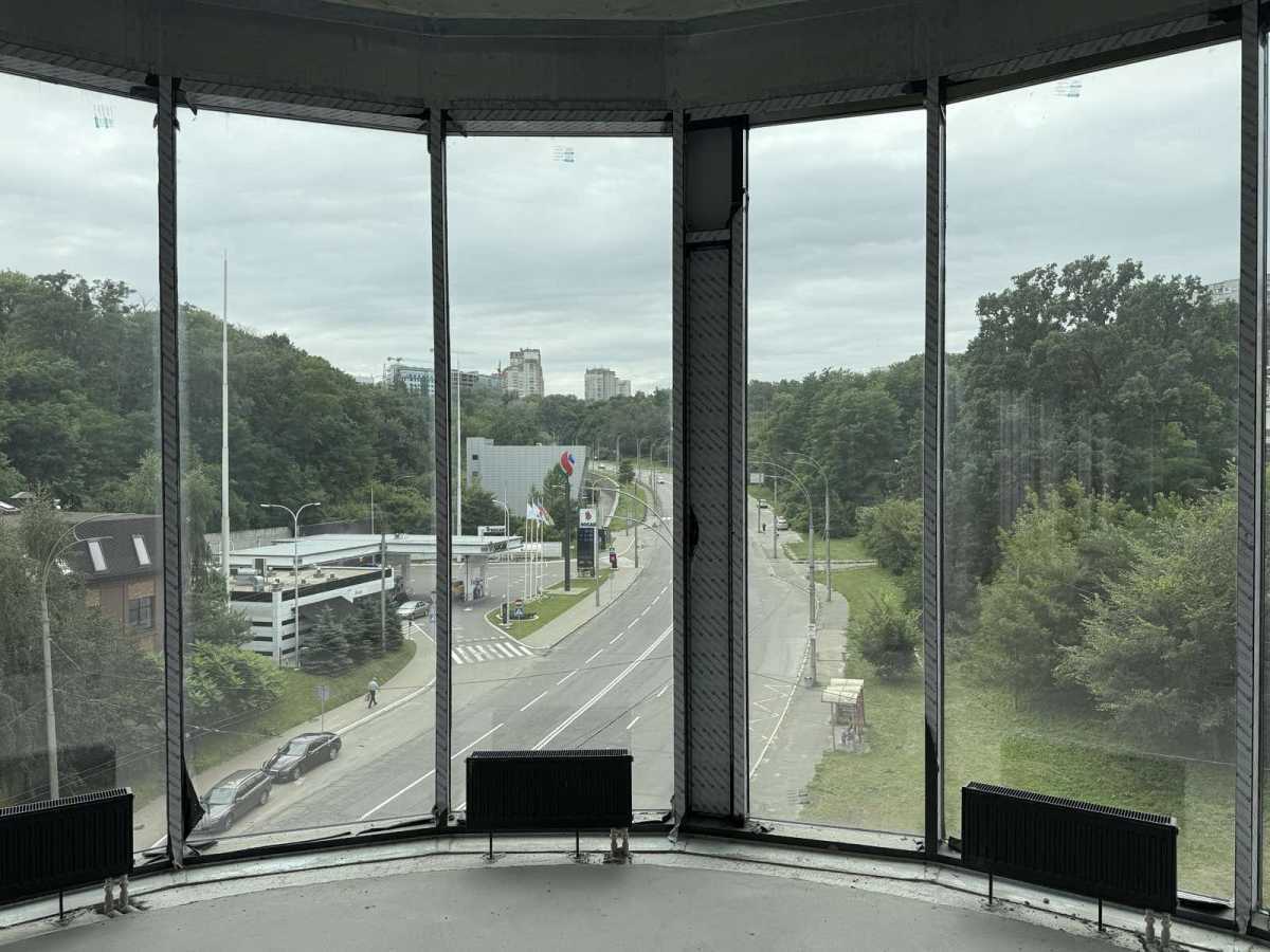 Аренда помещения свободного назначения 350 м², Ивана Федорова ул.