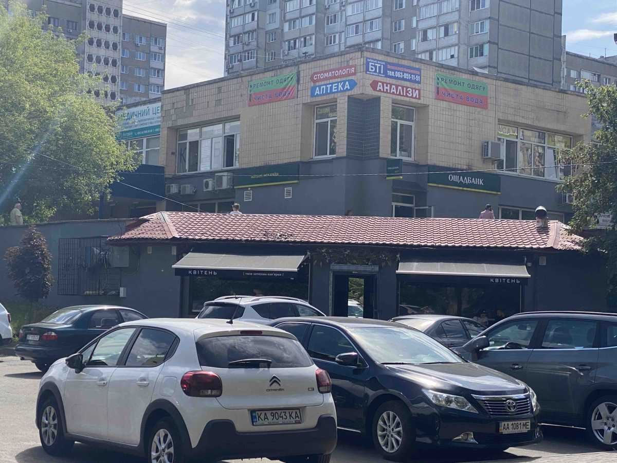 Продаж приміщення вільного призначення 100 м², Квітнева вул., 9