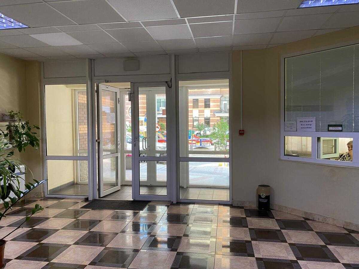 Оренда офісу 90 м², Лесі Українки бул., 7Б