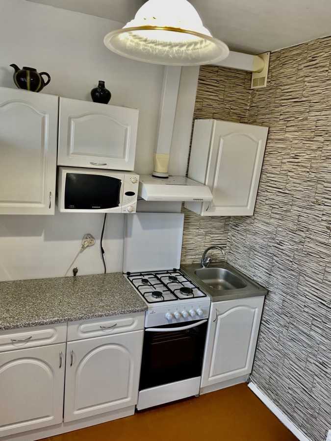 Оренда 1-кімнатної квартири 42 м², Героїв Дніпра вул., 29