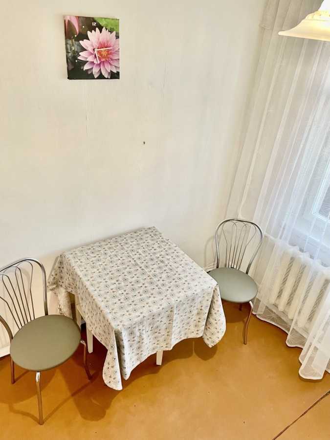 Оренда 1-кімнатної квартири 42 м², Героїв Дніпра вул., 29