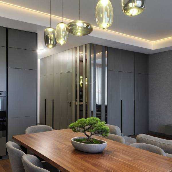 Продаж 3-кімнатної квартири 144 м², Правди просп., 49