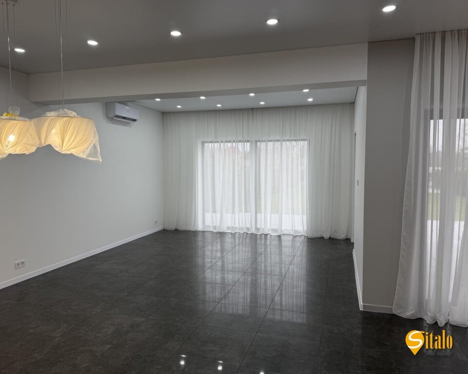 Продажа дома 240 м², 108-я Садовая ул.