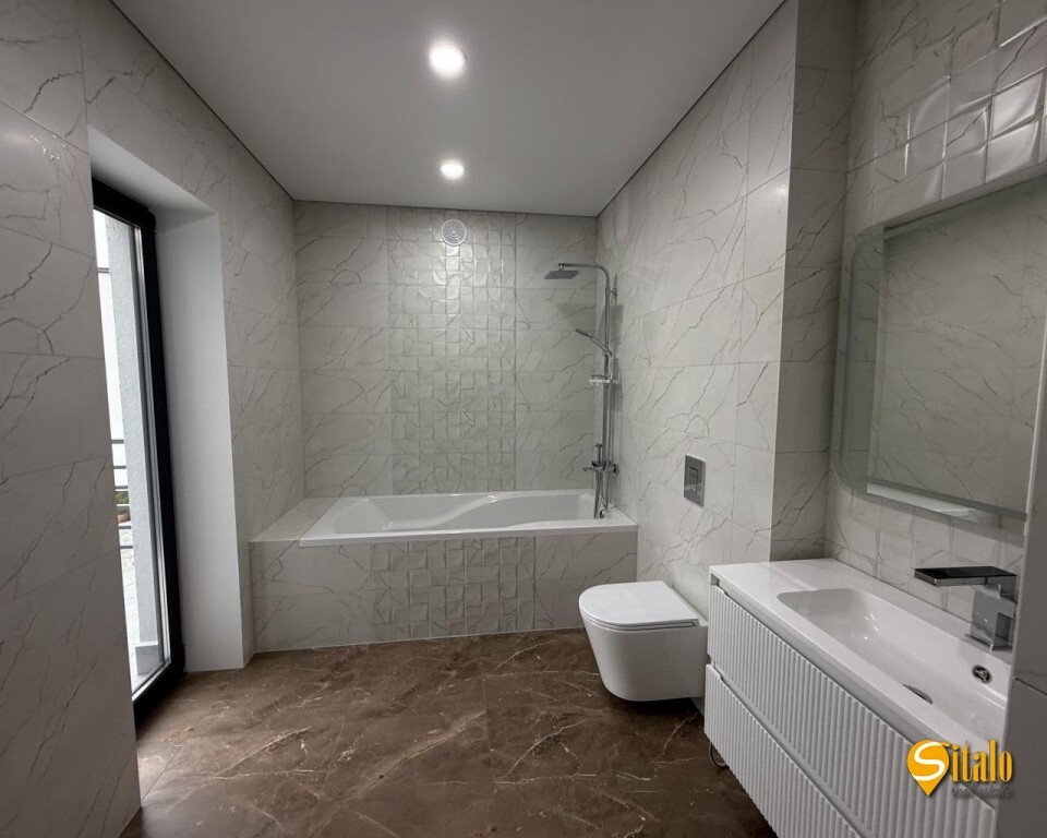 Продажа дома 240 м², 108-я Садовая ул.