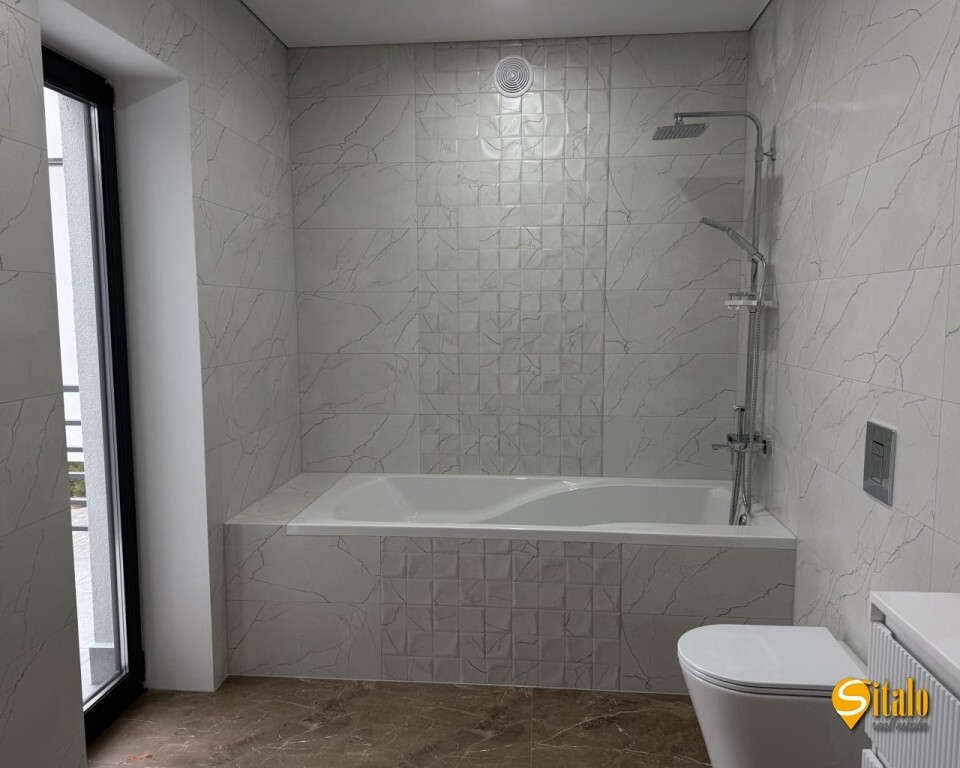 Продажа дома 240 м², 108-я Садовая ул.