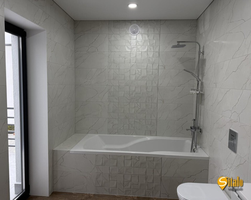 Продажа дома 240 м², 108-я Садовая ул.