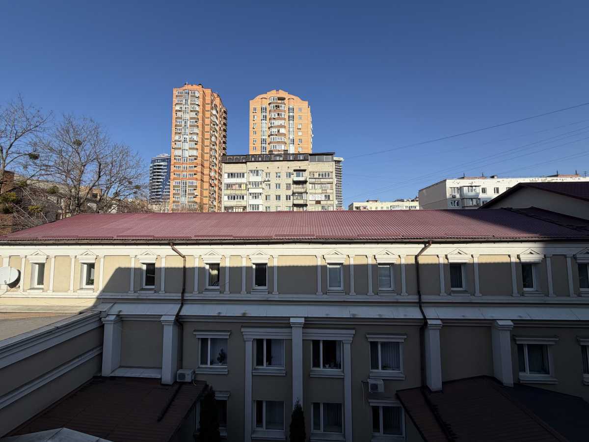 Продаж 2-кімнатної квартири 54 м², Василя Тютюнника вул., 13