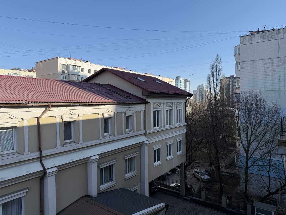Продаж 2-кімнатної квартири 54 м², Василя Тютюнника вул., 13