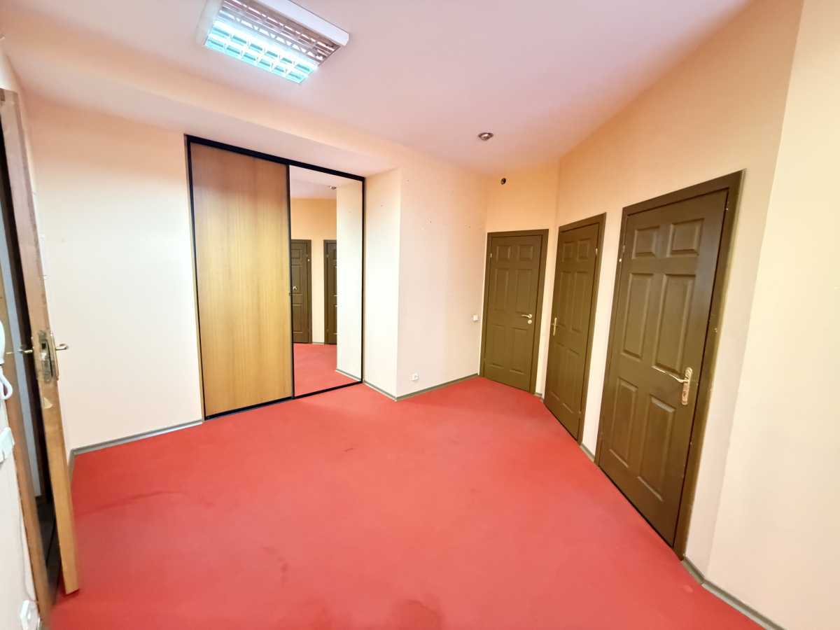 Продаж 2-кімнатної квартири 54 м², Василя Тютюнника вул., 13