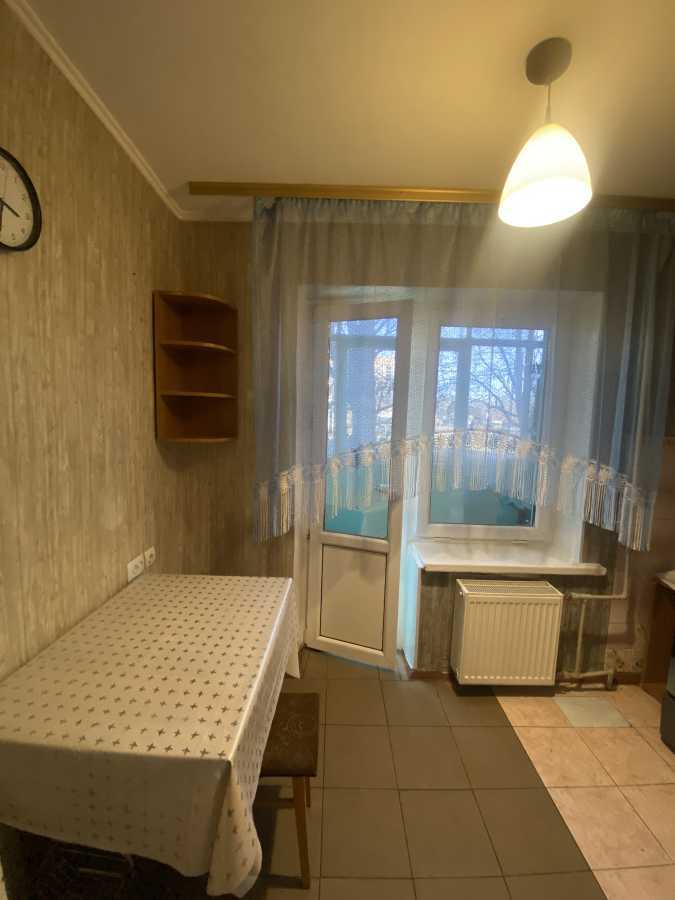 Продаж 1-кімнатної квартири 27 м², Жолудєва вул., 5