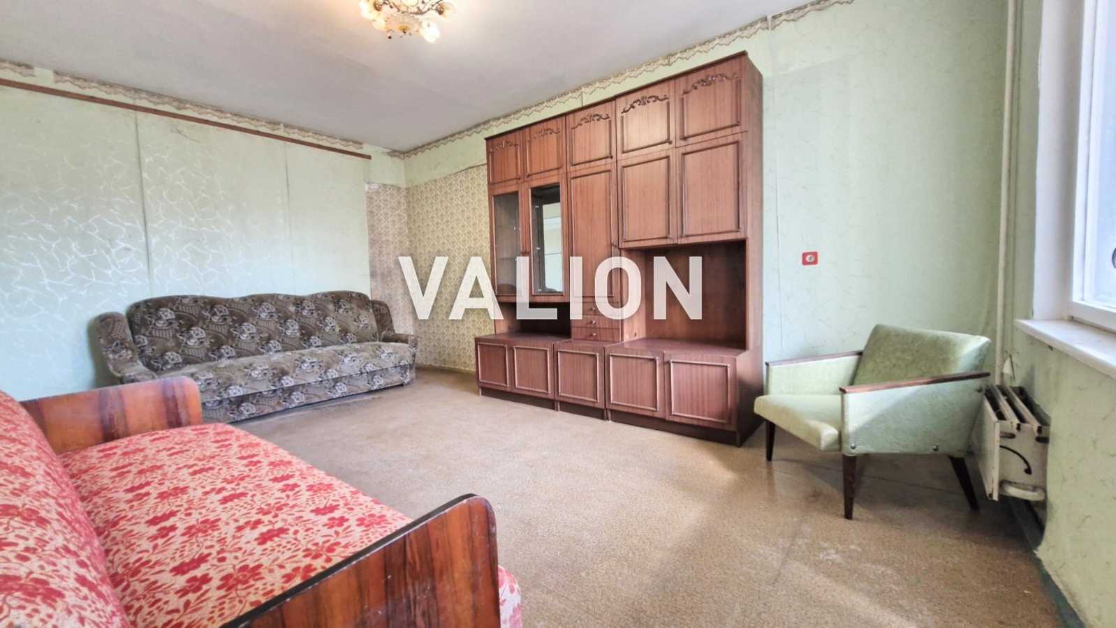 Продаж 2-кімнатної квартири 61 м², Ревуцького вул., 7А