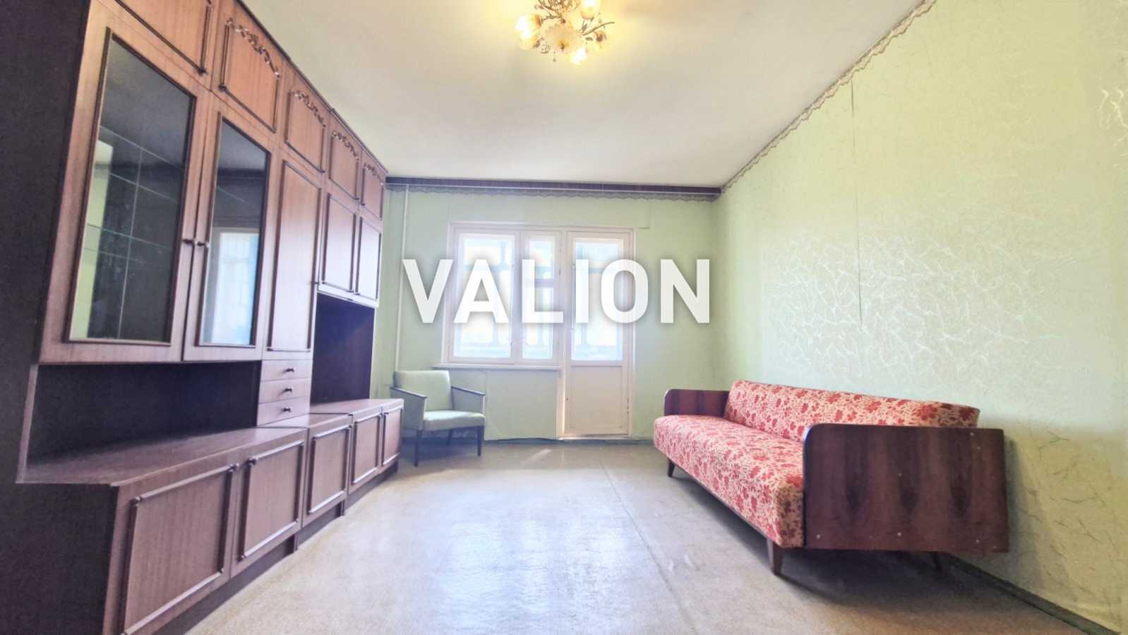 Продаж 2-кімнатної квартири 61 м², Ревуцького вул., 7А