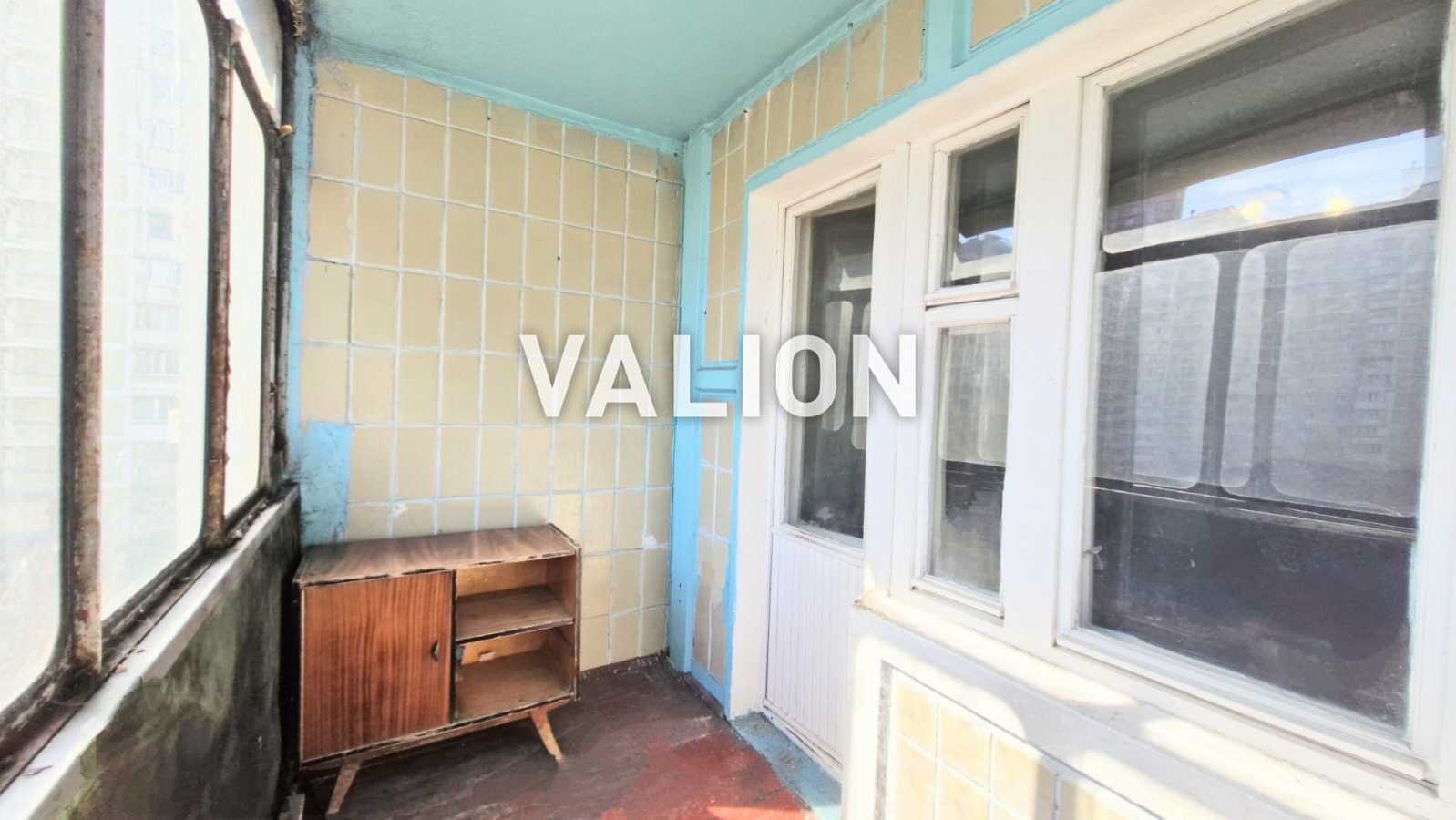 Продаж 2-кімнатної квартири 61 м², Ревуцького вул., 7А