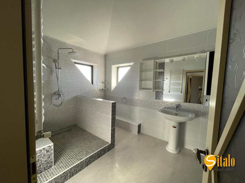 Продажа дома 325 м², 8-я Энтузиастов ул.