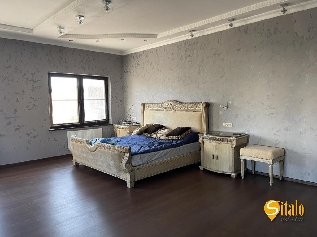 Продажа дома 325 м², 8-я Энтузиастов ул.