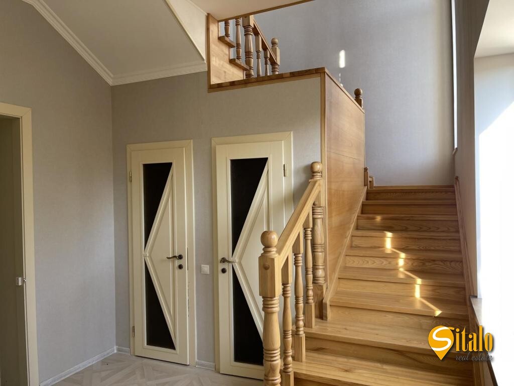 Продажа дома 325 м², 8-я Энтузиастов ул.