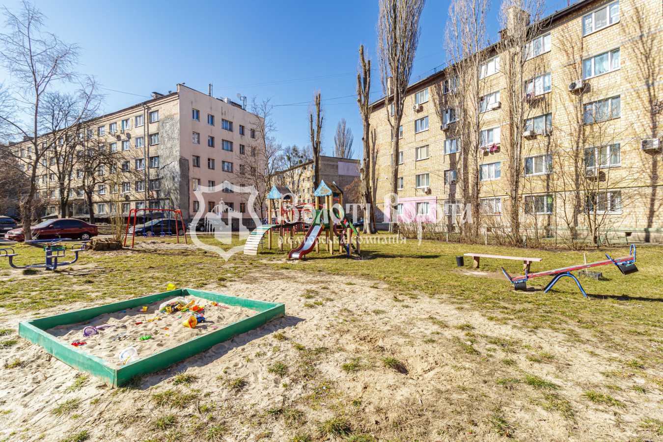 Продаж 2-кімнатної квартири 45.2 м², Академіка Туполєва вул., 7