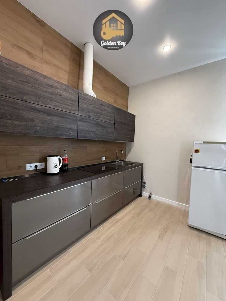 Продаж 3-кімнатної квартири 120 м², Заводська