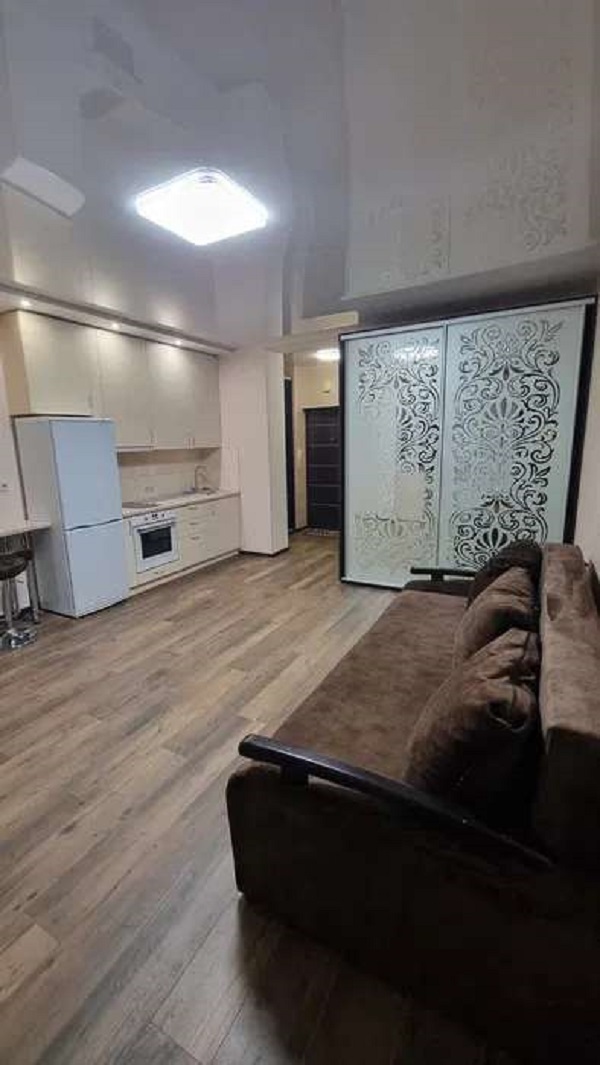 Аренда 1-комнатной квартиры 32 м², Соборности просп., 17 К2
