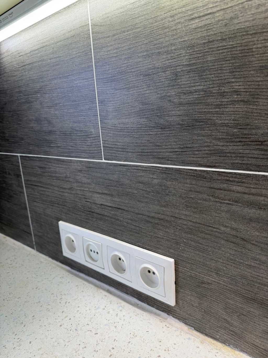 Продажа 3-комнатной квартиры 67 м², Героев просп., 21