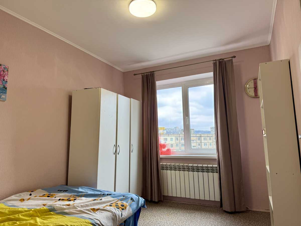 Продажа 3-комнатной квартиры 67 м², Героев просп., 21